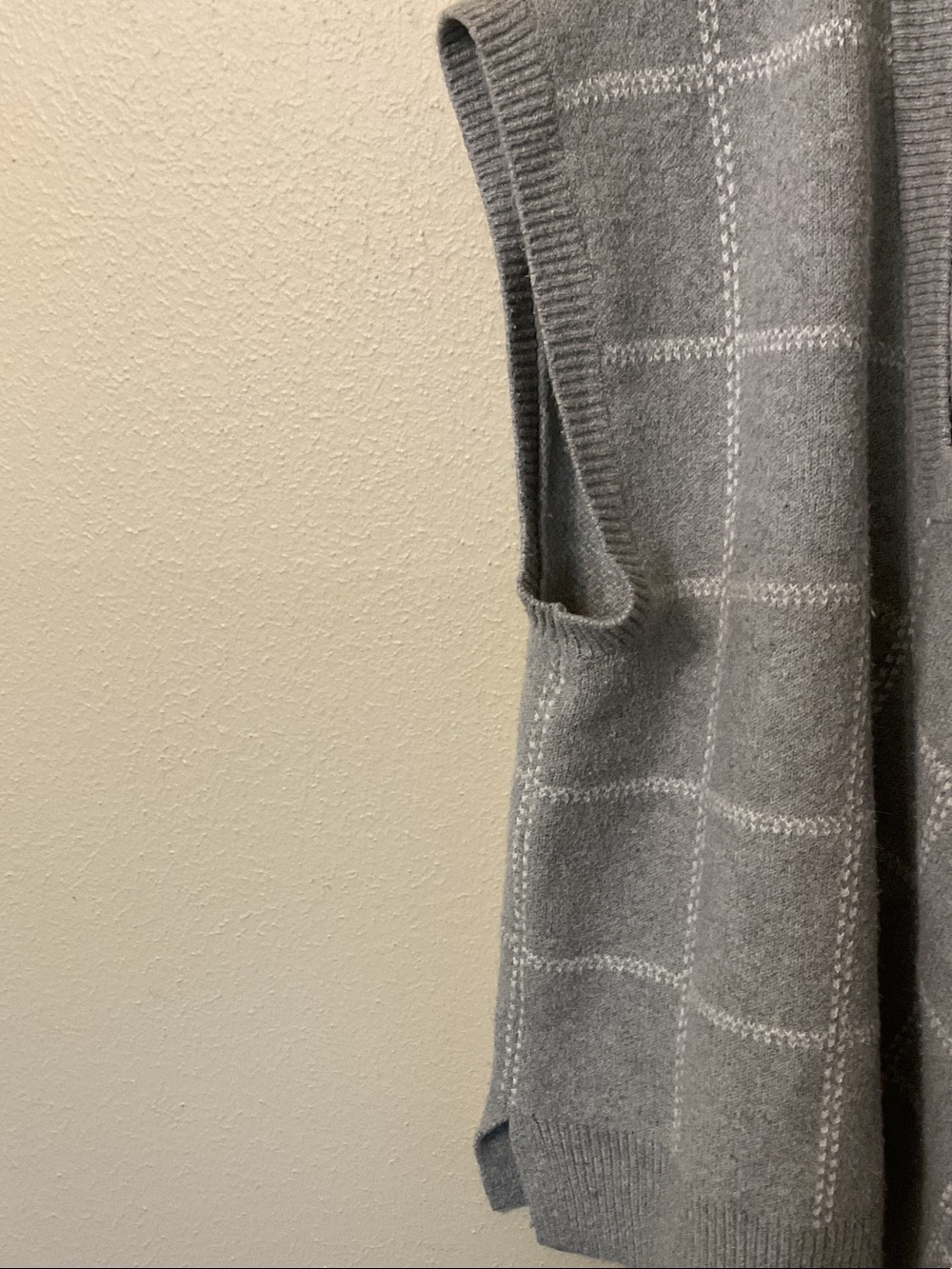 a new day Gray V-Neck Windowpane Sweater Vest with White Grid Size XXL - Picture 3 of 9